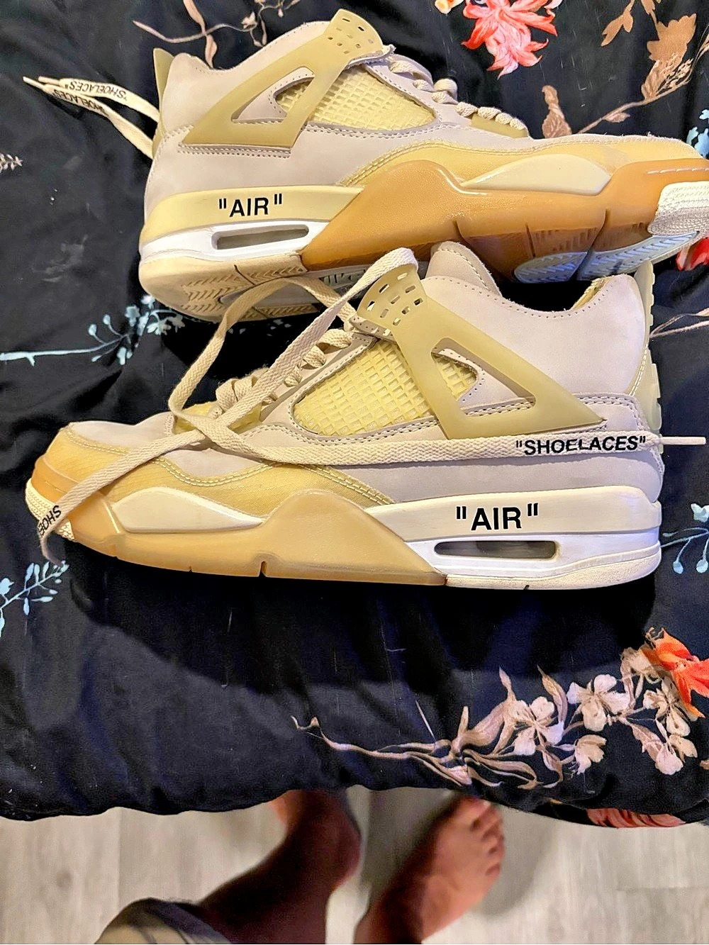 Nike Air Jordan 4 Retro Sneakers Yellow & White Men’s US 10.5 or Women’s 12